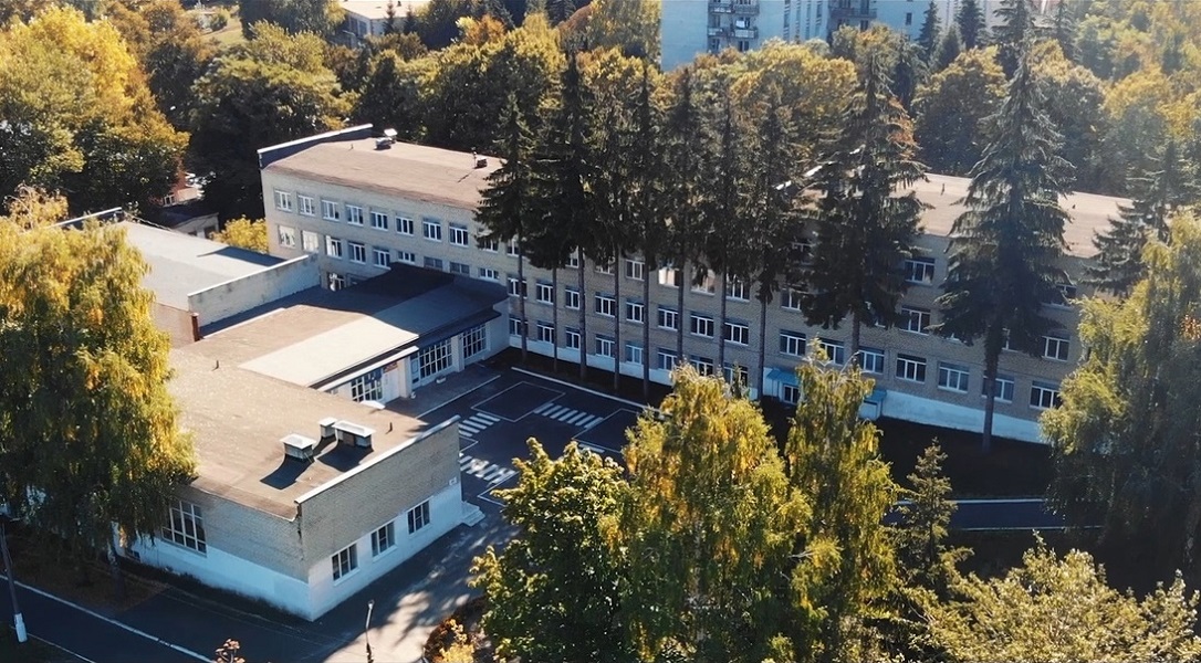 школа внешний вид
